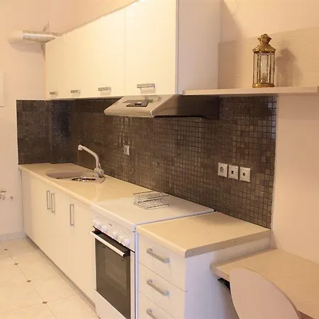 Renatas Hotel 3*